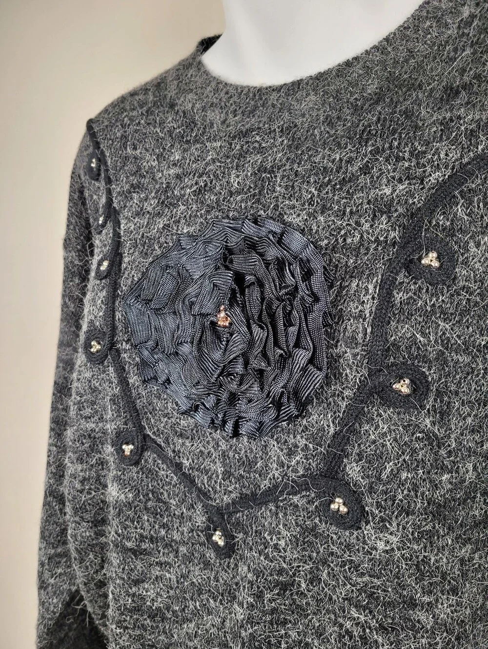 Vintage Marella Grey & Black Flower Sweater Top Size: Large - Picture 5 of 10